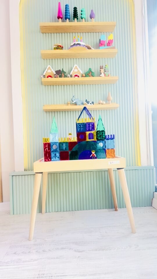 Işıklı Masa Montessori 16 Renkli Ahşap Oyuncak (Reggio Emilia Tablası Ayaklı)