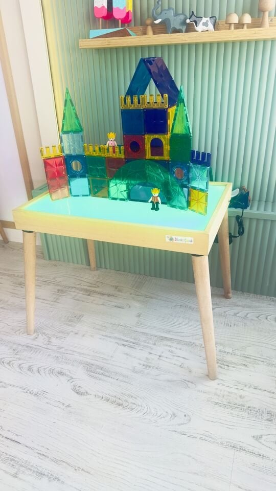 Işıklı Masa Montessori 16 Renkli Ahşap Oyuncak (Reggio Emilia Tablası Ayaklı)