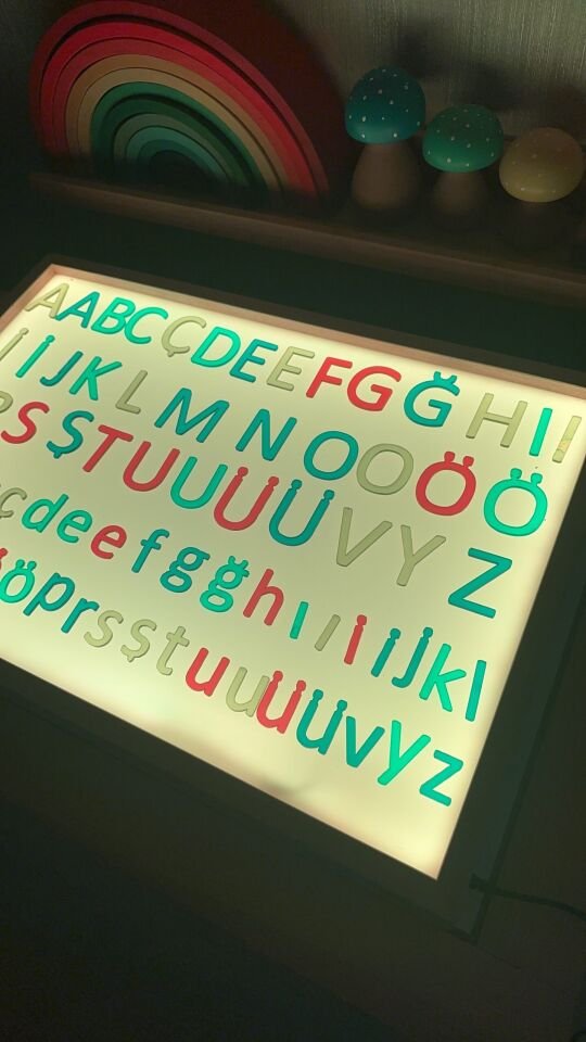 Işıklı Tabla Oyunlar Pleksi Alfabe-Büyük ve Küçük Harfler