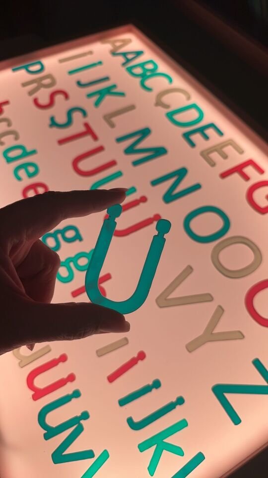 Işıklı Tabla Oyunlar Pleksi Alfabe-Büyük ve Küçük Harfler