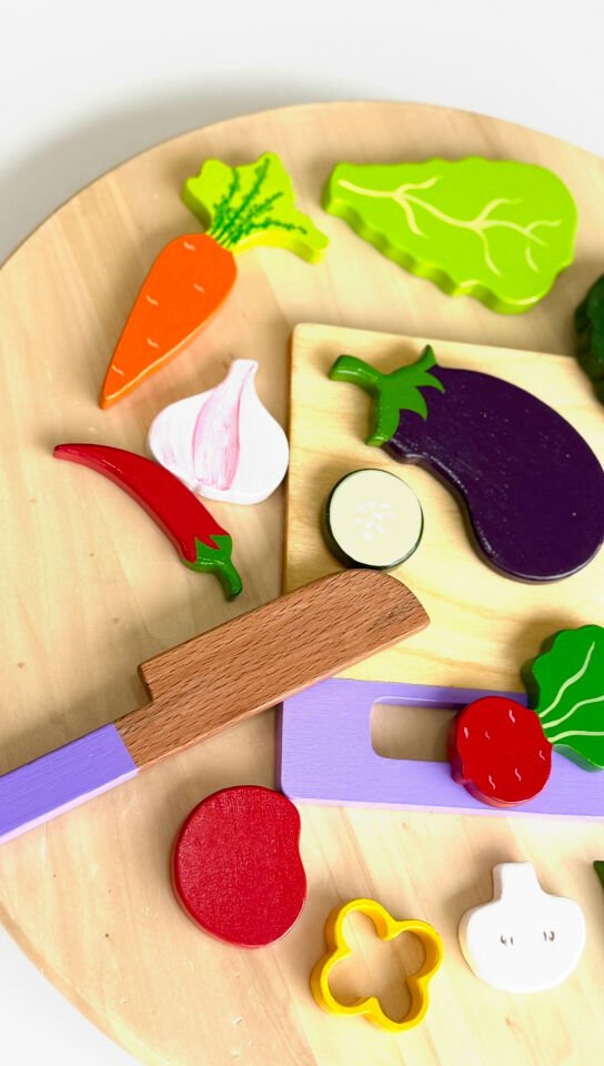 Waldorf Ahşap Oyuncak Sebze Kesme Seti – 16 Parça