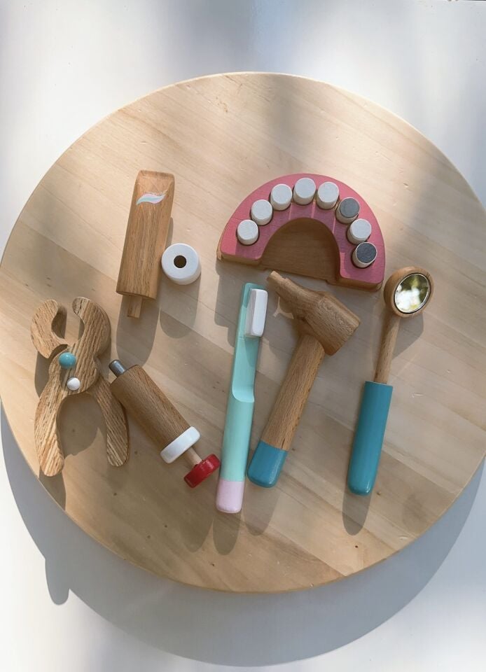 Waldorf Ahşap Oyuncak Doktor Dişçi Seti