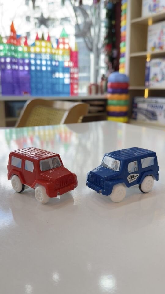 Mini Pilli Araba- Manyetik Bloklarla Uyumlu (2 adet)