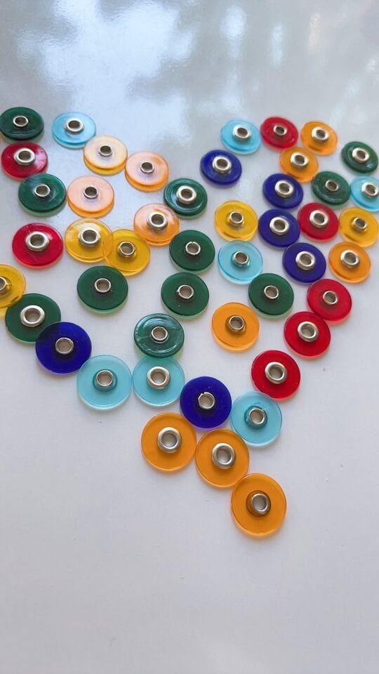 Eğitici Mıknatıs Ve Manyetik Pullar – (YALNIZCA 50 Adet Manyetik Pul)