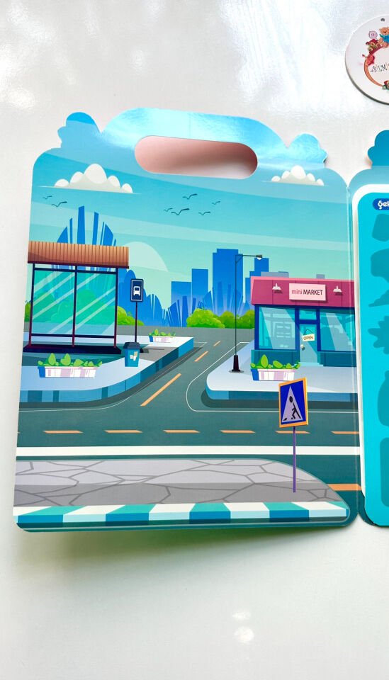 Tekrar Kullanılabilen İlk Sticker Kitabım – Büyük Araçlar