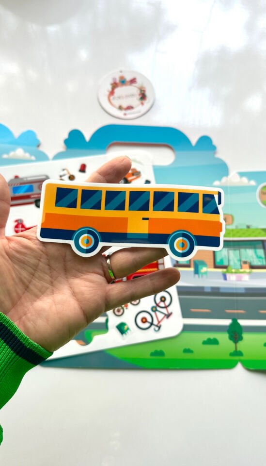 Tekrar Kullanılabilen İlk Sticker Kitabım – Büyük Araçlar