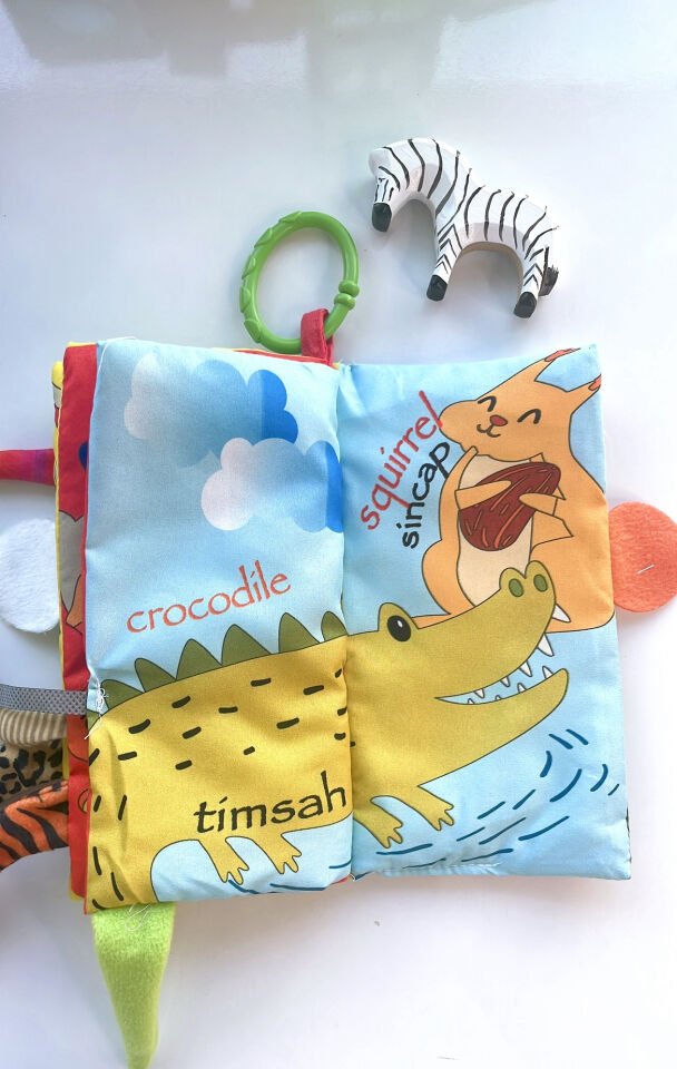 Hışırtılı Orman Hayvanları Kitabı