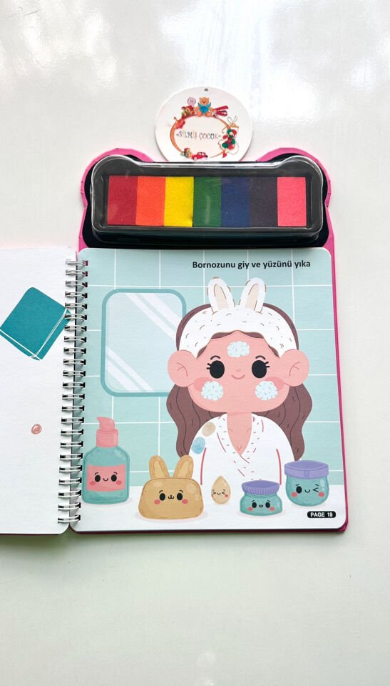 Parmak Boyama Aktivite Kitabı Giydir Beni