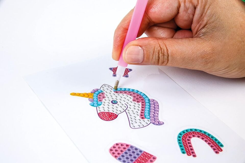 Clementoni Idea Işıltılı Tasarım Seti Fantastik Sanat Seti