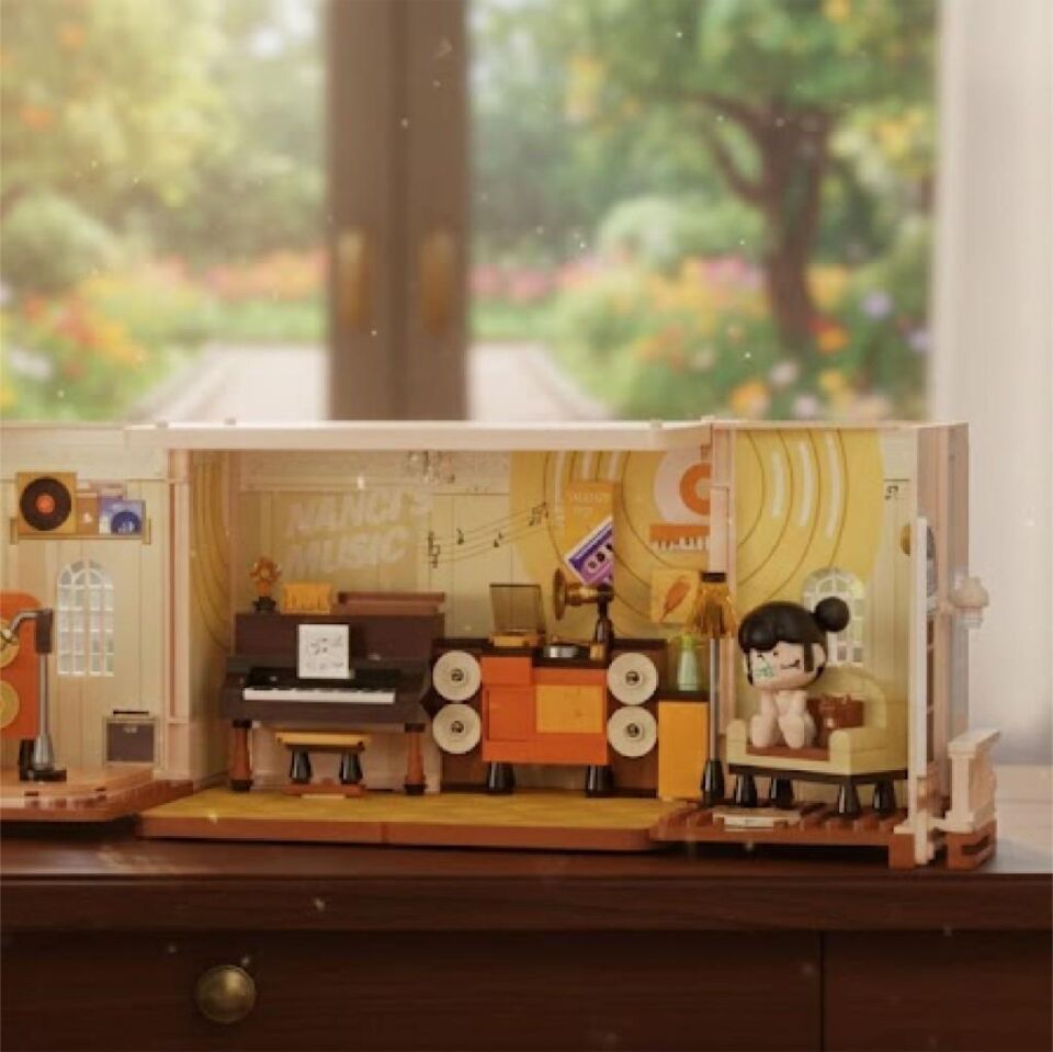 JAKİ NANCİ Büyük Yıldız Müzik Odası 256 Parça Block Oyuncak